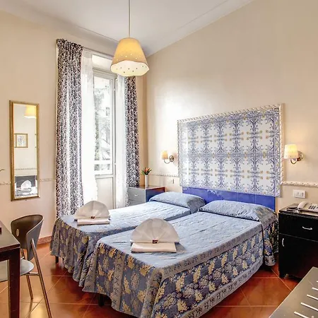 Hotell Picasso *